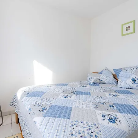 3 Pieces Avec Grand Jardin, Piscine Collective, Vue - Fr-1-409-277 Villa *