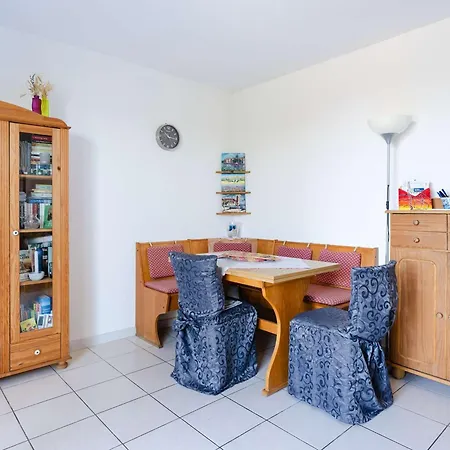 3 Pieces Avec Grand Jardin, Piscine Collective, Vue - Fr-1-409-277 Villa Fleury (Aude)