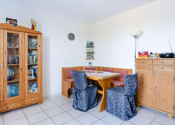 3 Pieces Avec Grand Jardin, Piscine Collective, Vue - Fr-1-409-277 Villa Fleury (Aude)
