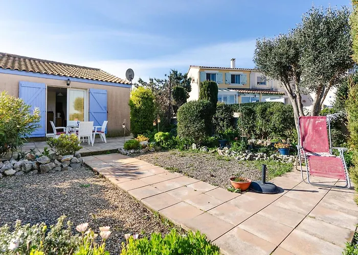 3 Pieces Avec Grand Jardin, Piscine Collective, Vue - Fr-1-409-277 Villa